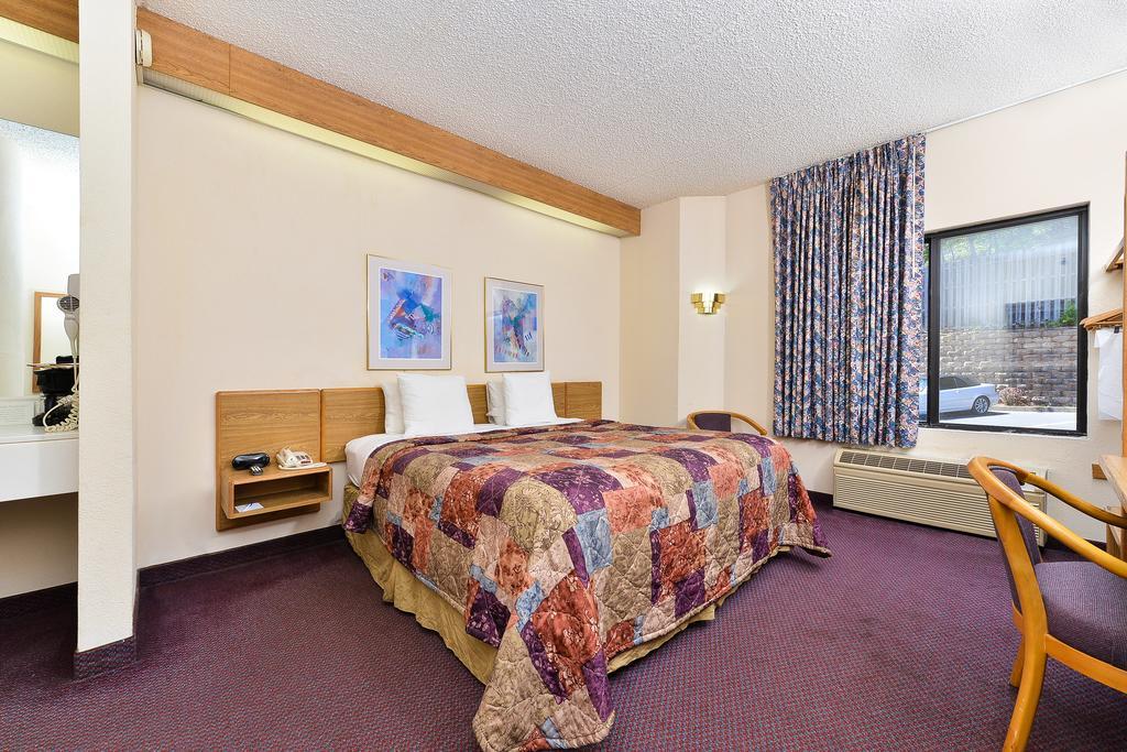 America'S Best Value Inn & Suites, Atlanta - Мороу Екстериор снимка